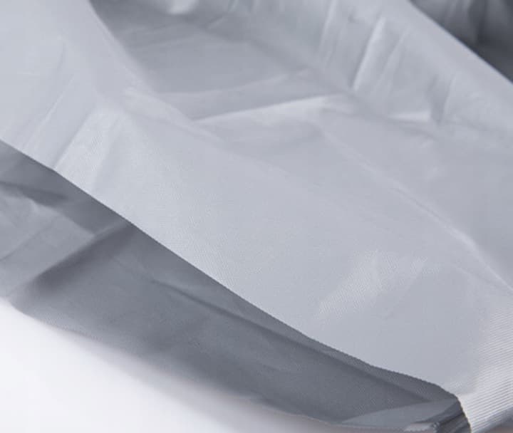 A9_T07 Pokrowiec na motor 205 x 125 cm